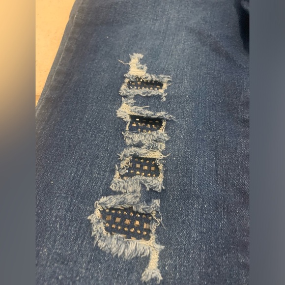 Cleo Dark Wash Distressed Pull-On Jeans with Embellishments - Size 6 - Picture 5 of 7